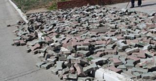 Демонтаж тротуарной плитки Орел, цена от 3008 руб.